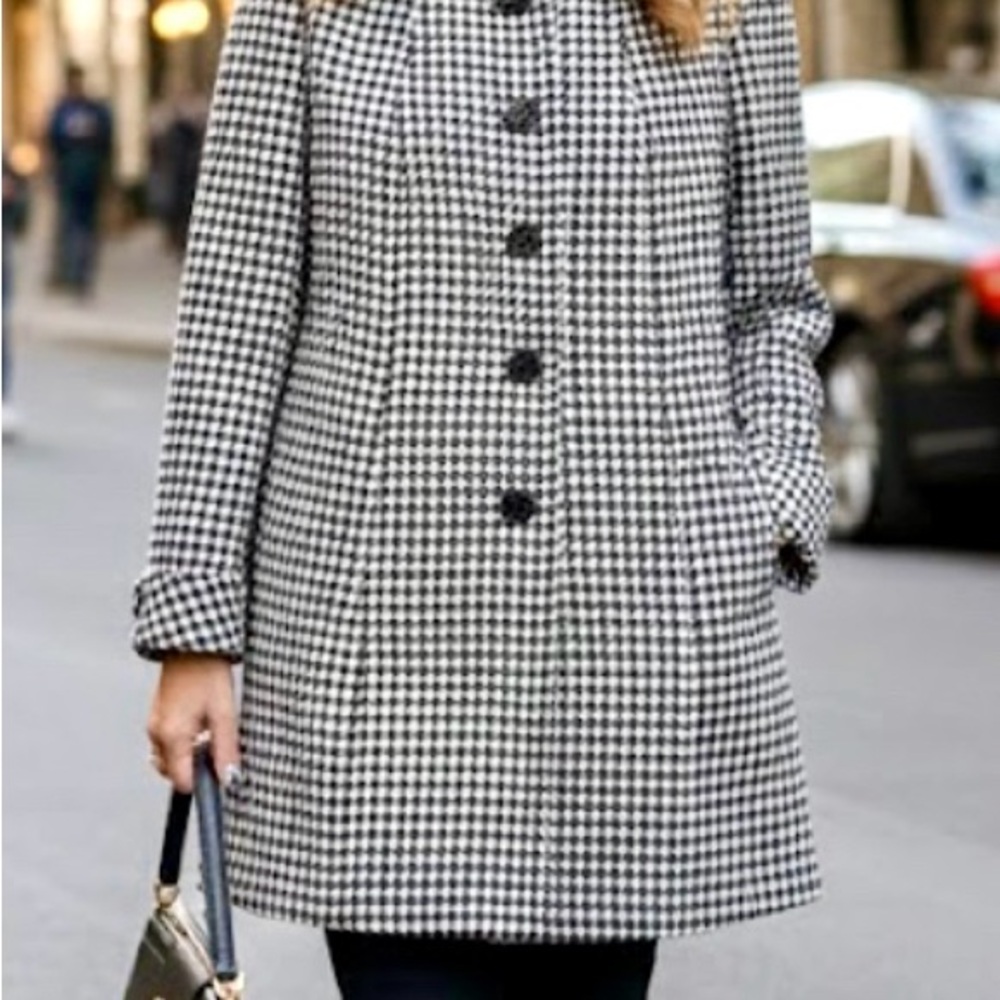Tahari Black‎ and White Houndstooth Coat Size 8 - Picture 9 of 9